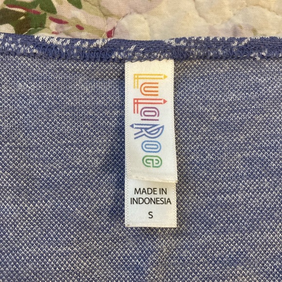 Patterned Lularoe Tunic - Picture 3 of 3